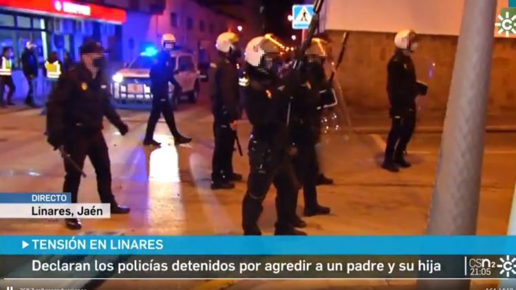 Actuación policial en Linares