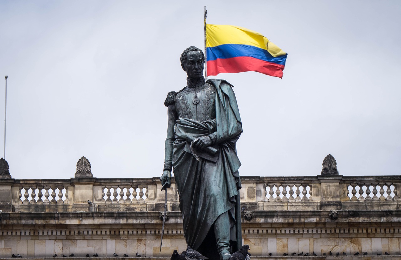 Die Ideale von Zapata, Sandino, Marti, Castro und Chávez leben!