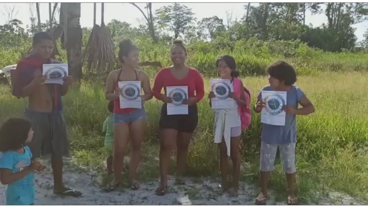 Surinam con la Marcha Latinoamericana