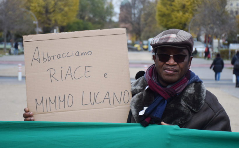 Umarmen wir Riace und Mimmo Lucano