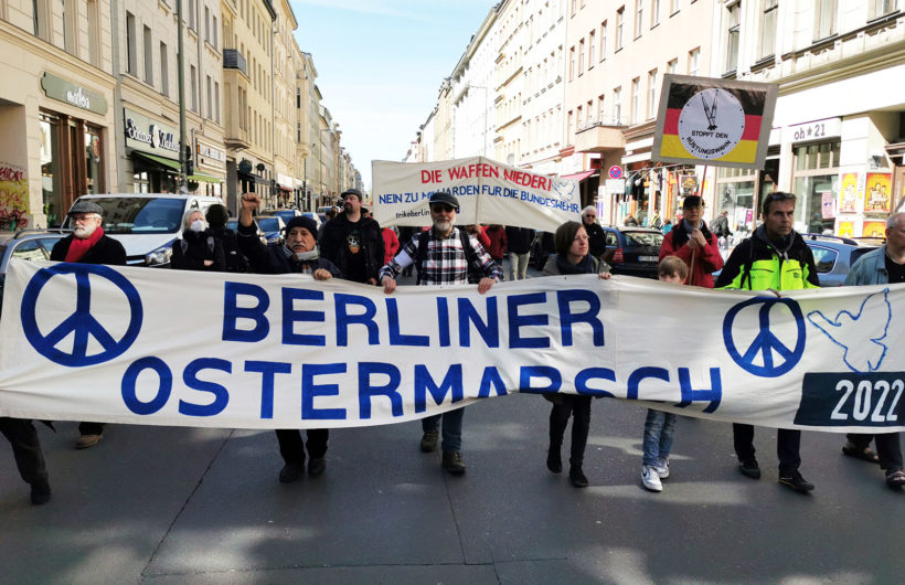 Gespaltene Ostermärsche in Berlin